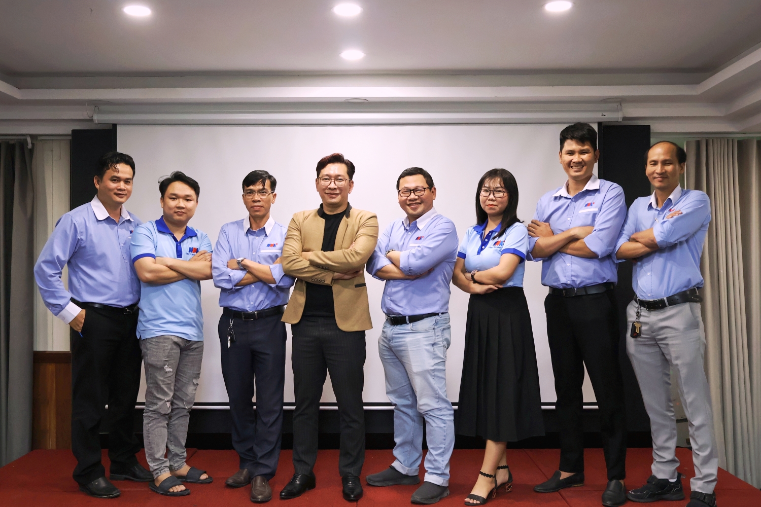 hop-tong-ket-nam-2024-ky-ket-muc-tieu-nam-2025
