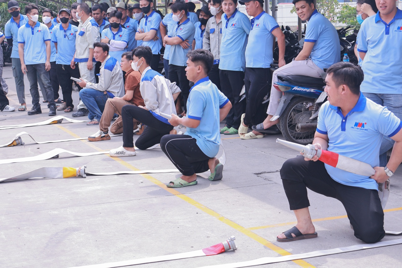 dao-tao-va-dien-tap-pccc-thuong-nien
