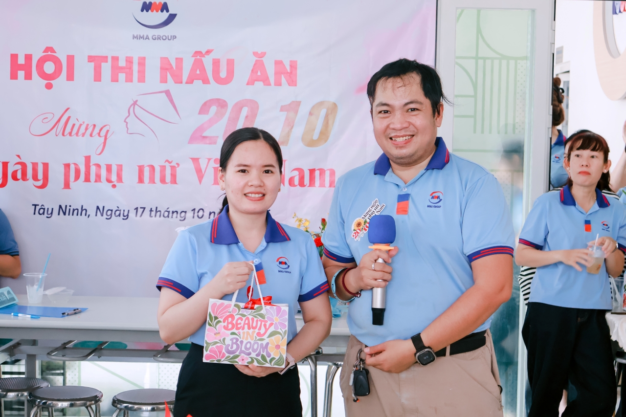 hoa-dong-20-thang-10