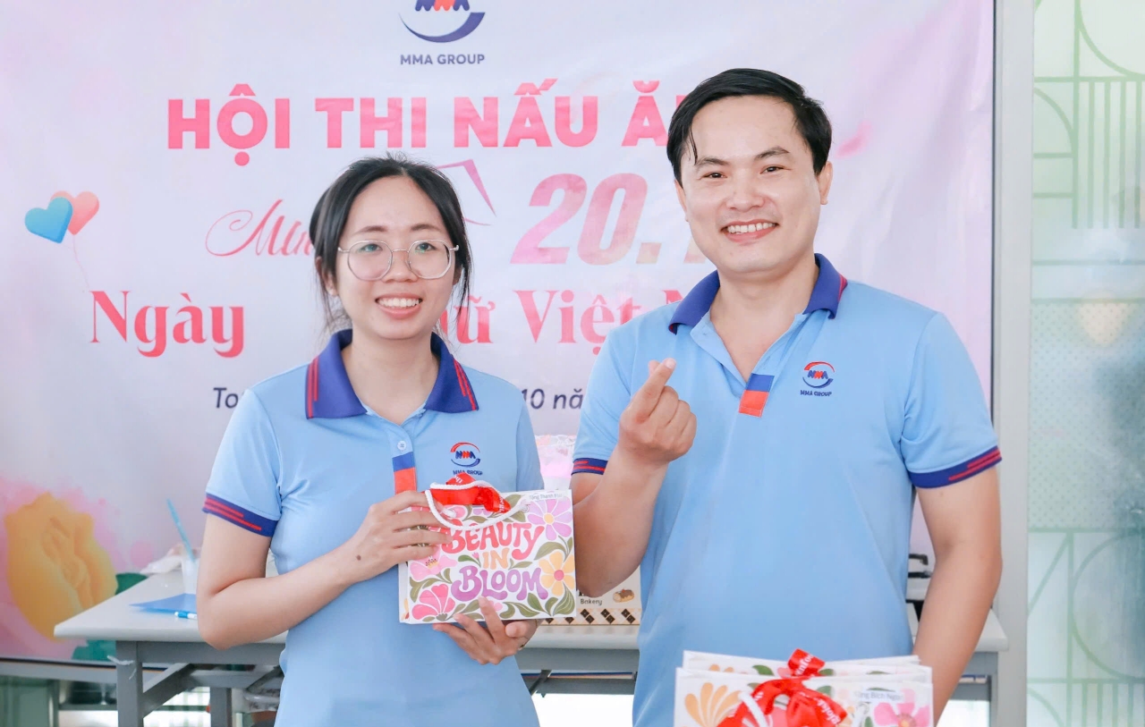 hoa-dong-20-thang-10